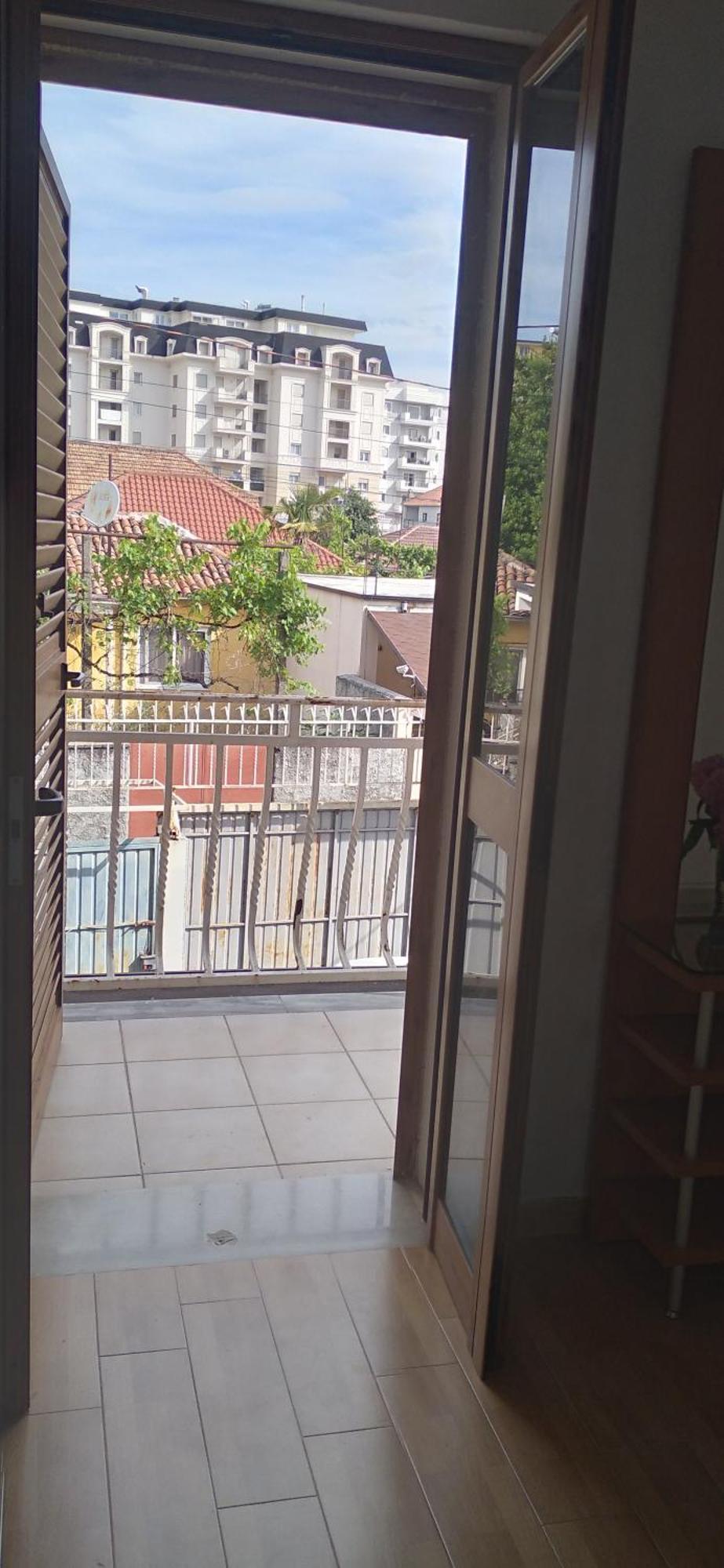 Vila Nela Shkodër エクステリア 写真