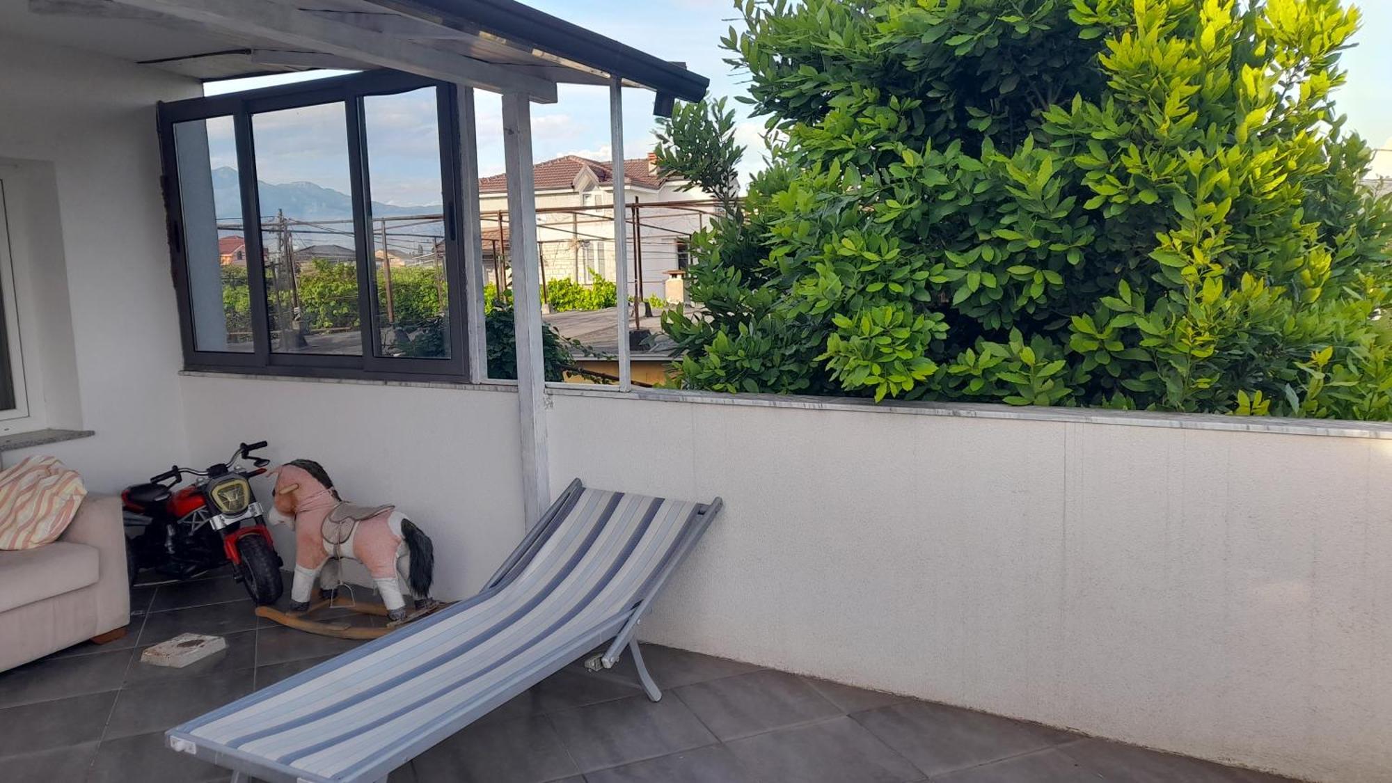 Vila Nela Shkodër エクステリア 写真